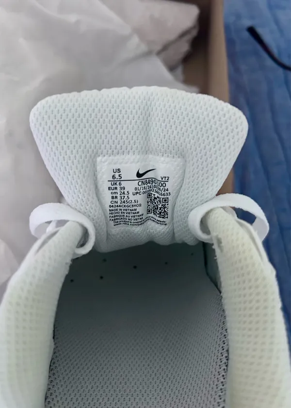 White Nike Air Max 90 Sneakers- New in box - Image 5