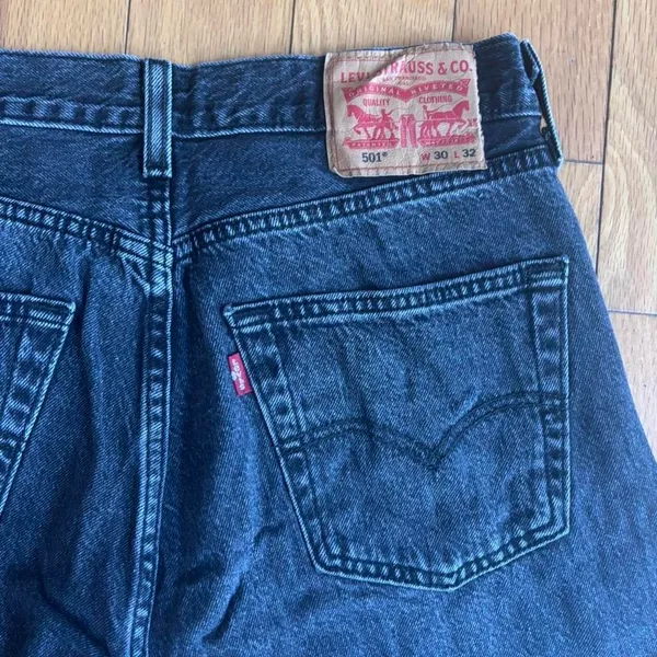 Levi's Black 501 high-rise straight-leg denim jeans - Image 7
