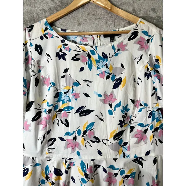 Lane Bryant Floral Asymmetrical Peplum Top Flutter Sleeve Cotton Size‎ 18 NEW - Image 2