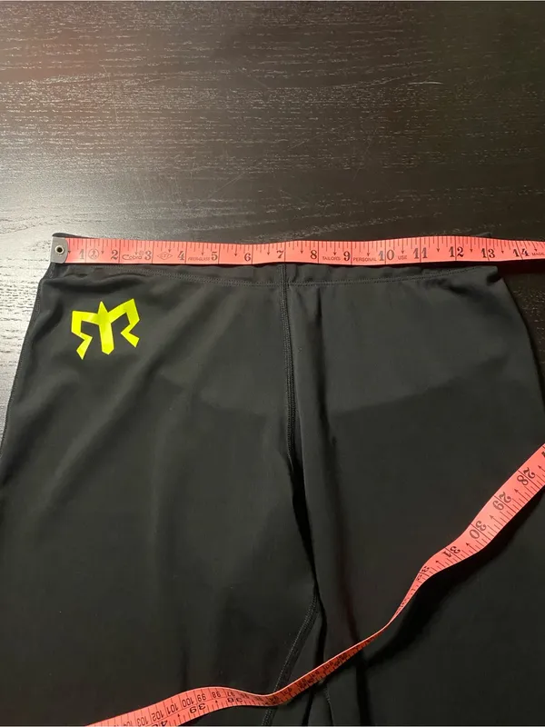 Reebok Black Leggings with Neon Yellow Logo Accent - Image 3