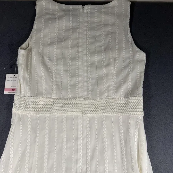 Taylor Dress Womens 10 White Embroidered Lace Fit Flare Maxi Sleeveless Lined - Image 10