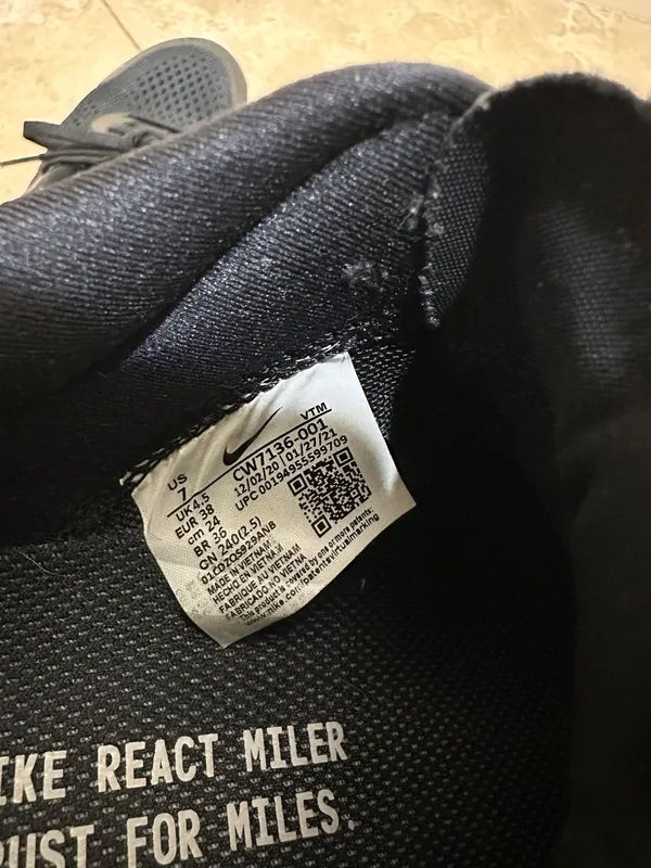 Nike Shoes - Image 6