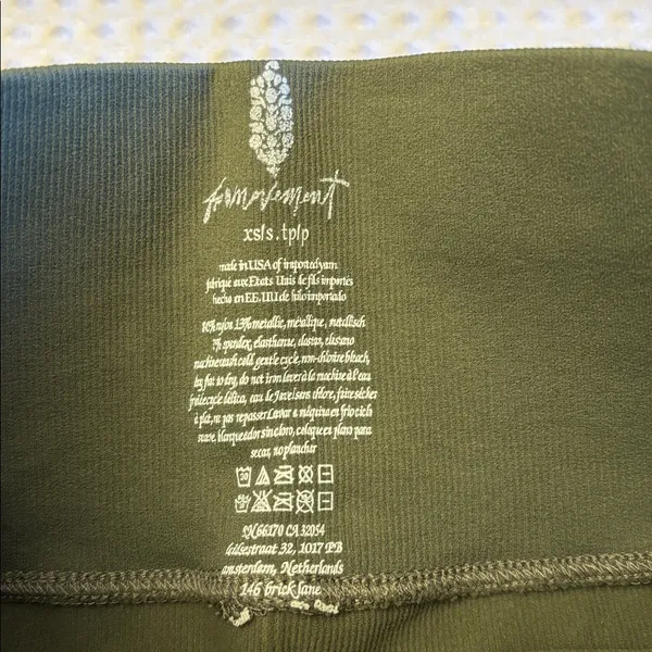 NEW! Free People Movement Dark Olive Sage Forest Green Ribbed Leggings Size XS/S - Image 3
