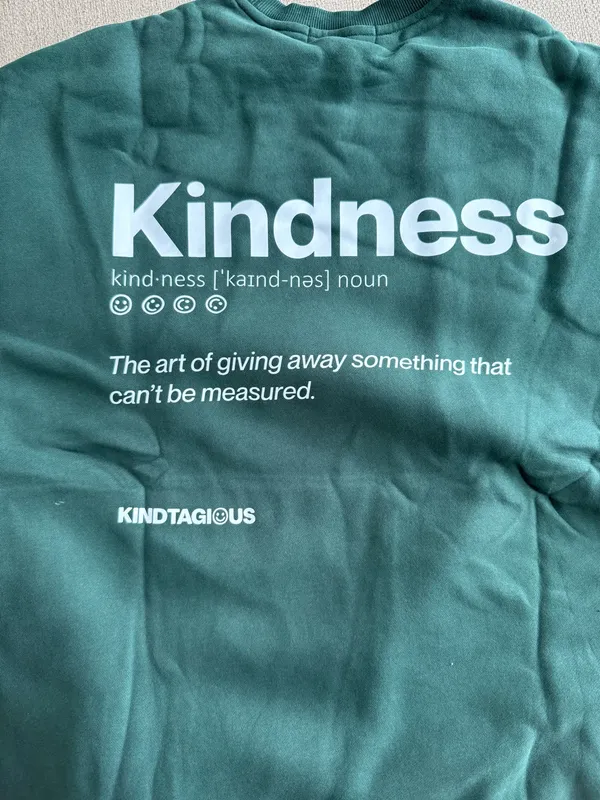kindtagious kindness graphic sweatshirt green size 2xl - Image 3