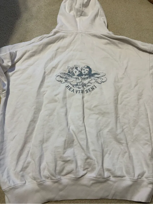 Brandy Melville Cream Hoodie with Hood - Image 4