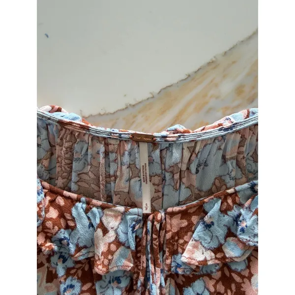 Free People Floral Ruffle Smocked Back Blouse Blue Brown‎ Small - Image 3
