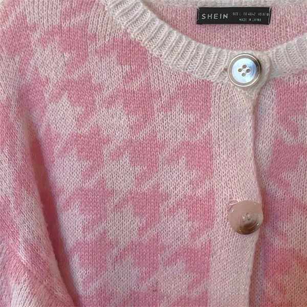 Pink Houndstooth Long Sleeve Cropped Cardigan Sweater - Image 4