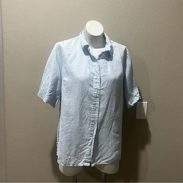Lauren Ralph Lauren light blue linen short sleeve blouse - Image 3