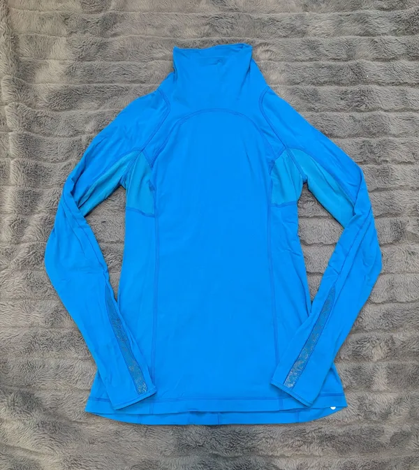 Lululemon Blue Long Sleeve Mock Neck Pullover Size 6 Thumbholes Mesh Panels - Image 3