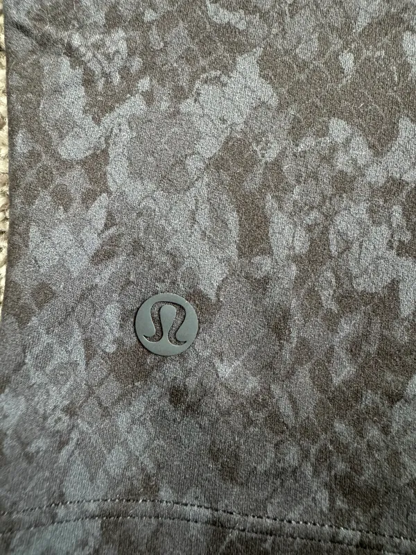 Lululemon Shirt - Image 3