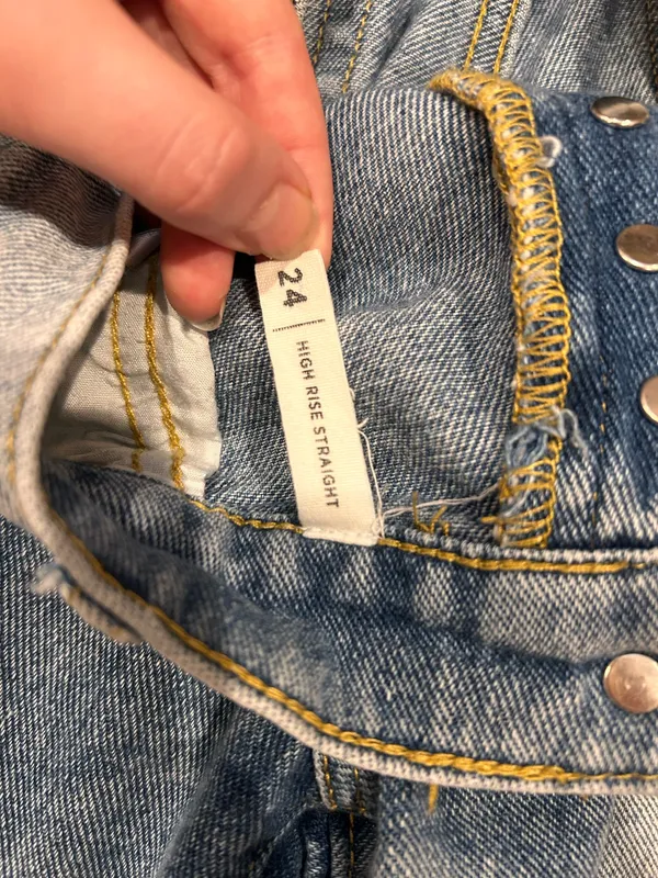 PacSun Mom Jeans - Image 3