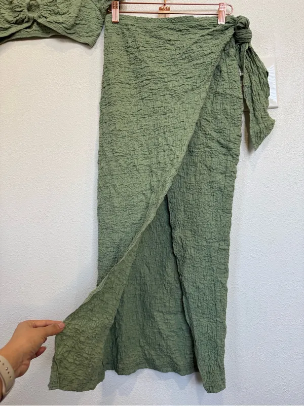 SheIn Sage Green Textured Two Piece Beach Set Wrap Skirt Puff Sleeve Top - Image 4