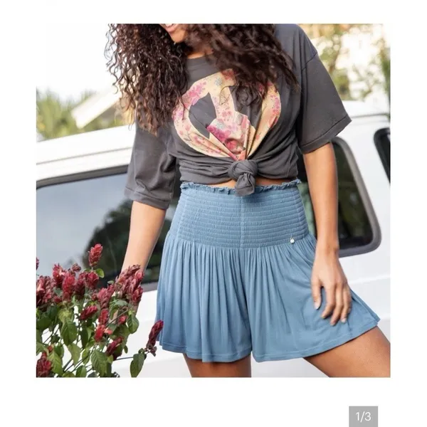 Natural‎ Life Womens Blue Satin Mini Skort Small Smocked Ruffle Boho - Image 7