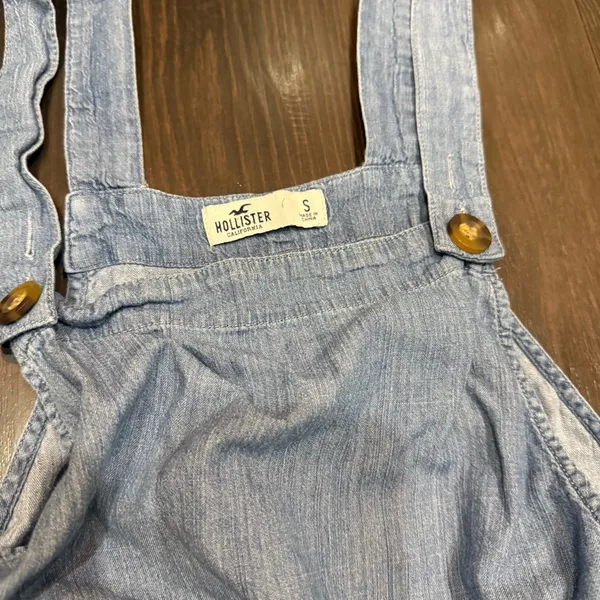 Holister California Lightweight Denim short overalls shortalls - Image 2