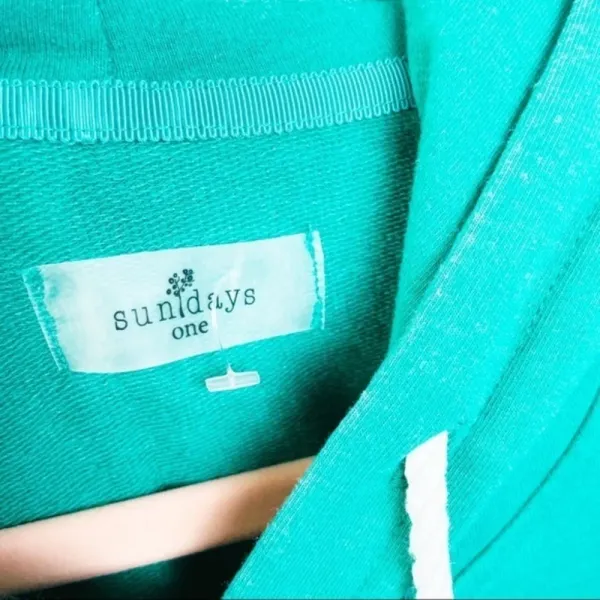 SUNDAYS Green Short‎ Sleeve Hoodie - Image 6