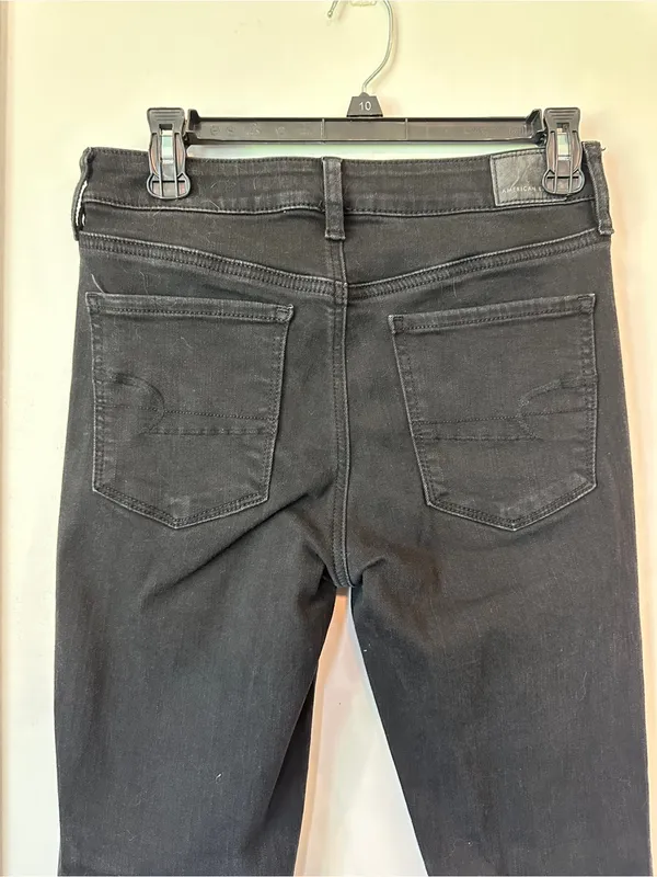 American Eagle Outfitters Women's Black Skinny Jeans - Image 3