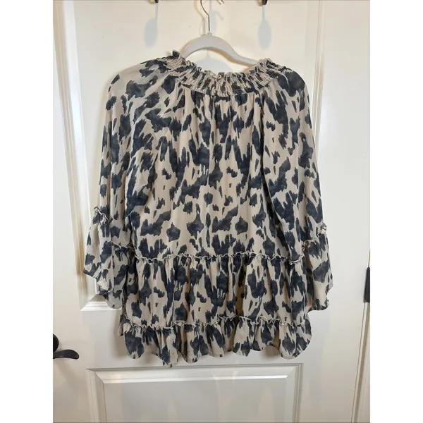 Entro Top Women Size Medium Leopard Tiered‎ Babydoll Blouse Shirt Animal Print - Image 8