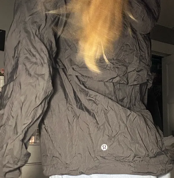 Lululemon Windbreaker Jacket - Image 7