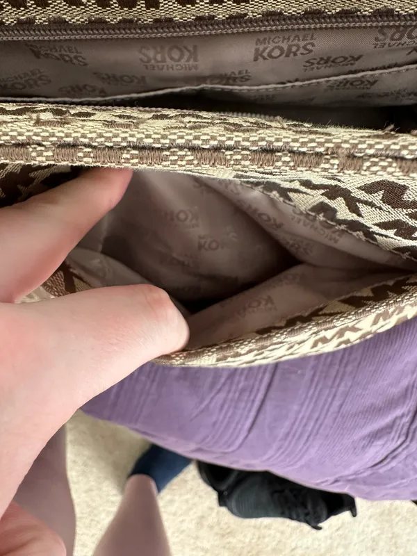 Jet Set Chain Tote - Image 3