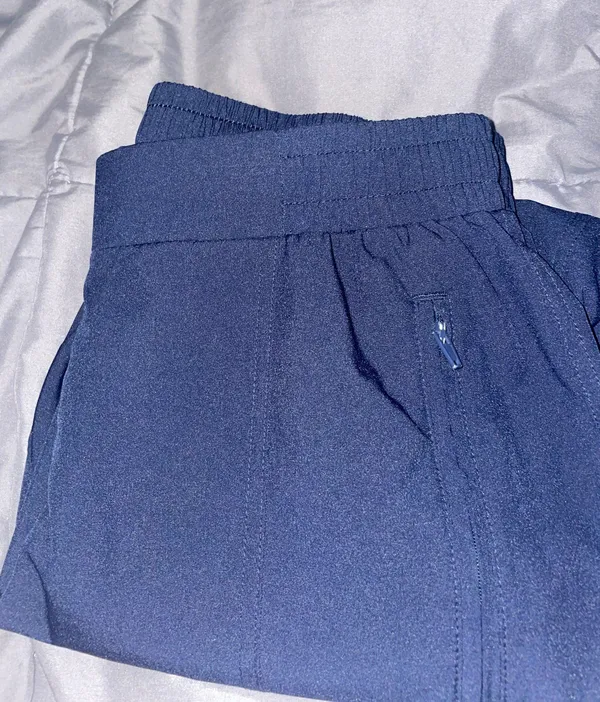 Old Navy Joggers - Image 4