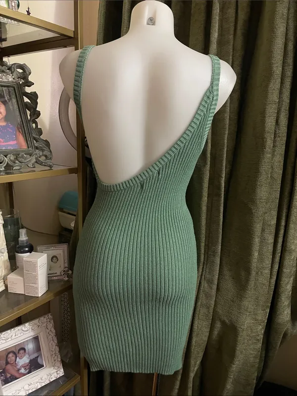 Michael Costello x REVOLVE Amari Dress in Green Size S - Image 5