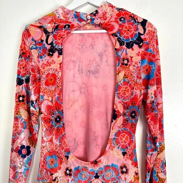 FREE PEOPLE Della Burnout Velvet Mini Dress in Fruit Punch Combo Size Large - Image 13