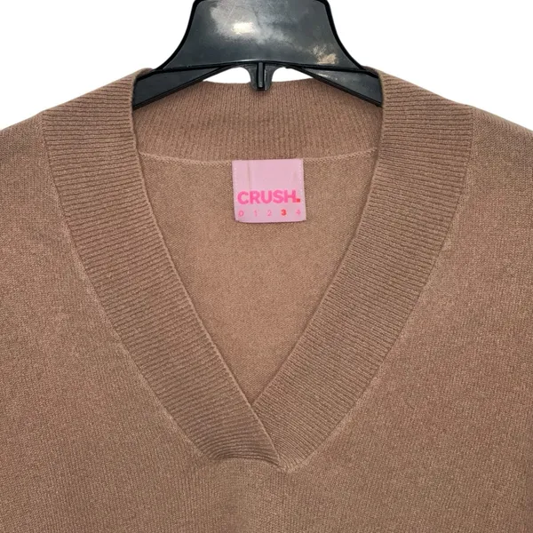CRUSH‎ Luxe Plush Ultra Soft 100% Cashmere V Neck Cozy Sweater Sz 3 Large Tan - Image 2