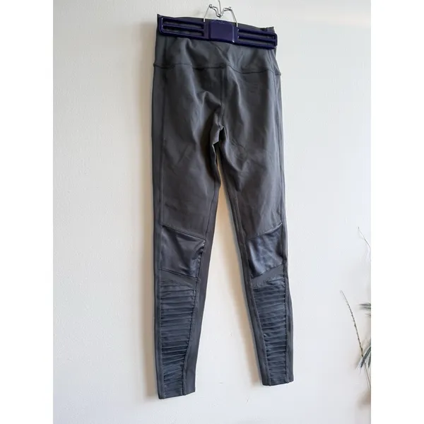 ALO Yoga Moto High Waist Leggings M Gray Athletic Workout Gym‎ Activewear - Image 2
