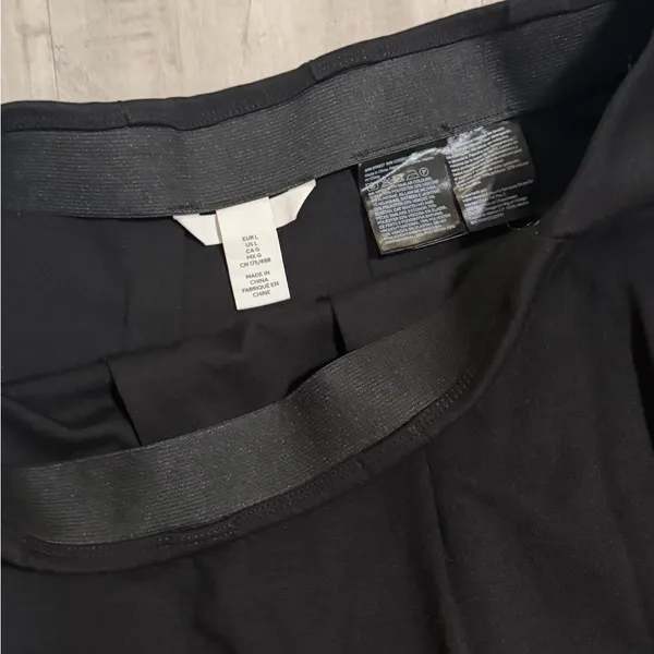 H&M Black Women's mini Skirt - Image 5