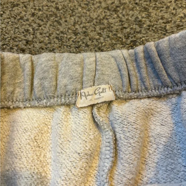 Brandy Melville Rosa Sweatpants - Image 2