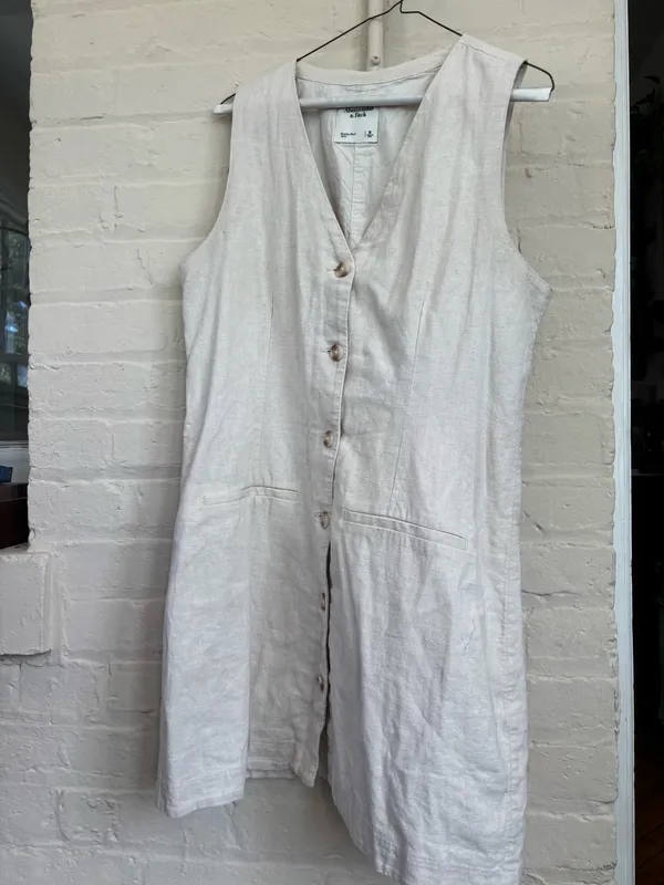 Abercrombie Linen Dress - Image 3