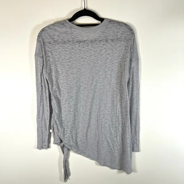 Lululemon Tie Your Practice‎ Long sleeve Gray Women's crew neck Sz 10 Athletic - Image 5