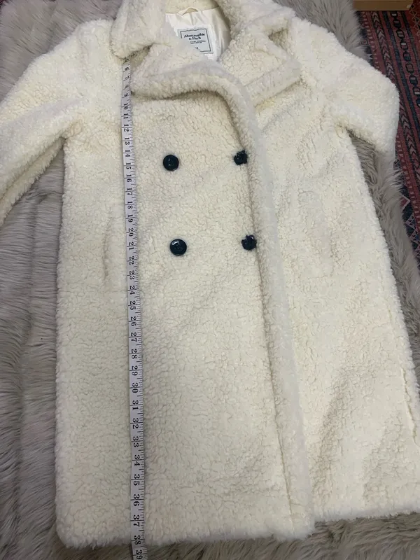 Abercrombie & Fitch Faux Fur Teddy Cozy Coat Medium - Image 7