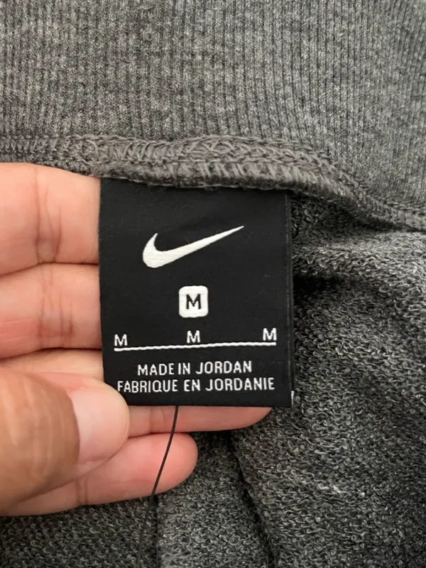 NWT Women’s Nike Yoga Jogger Sweat Pants Heather Dark Gray Size M - Image 5