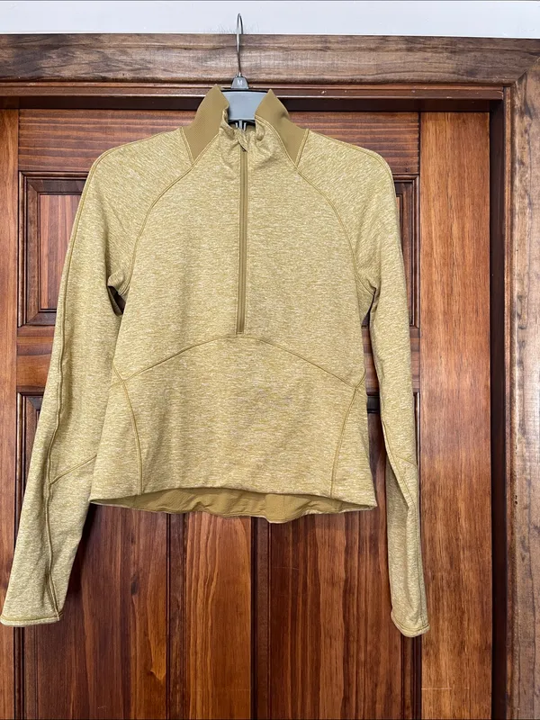 Lululemon Always Alert Half Zip
Heathered Grape Leaf size 6 - Image 2