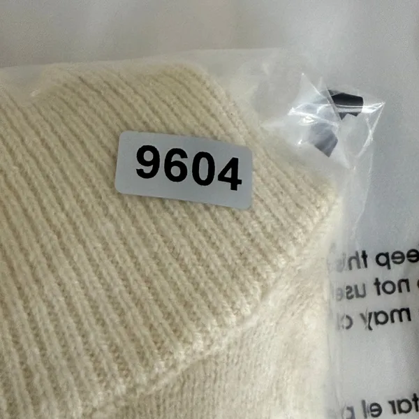 Uniqlo 100% Cashmere Short Sleeve Mock Neck Sweater Cream 251-472977 S - Image 8