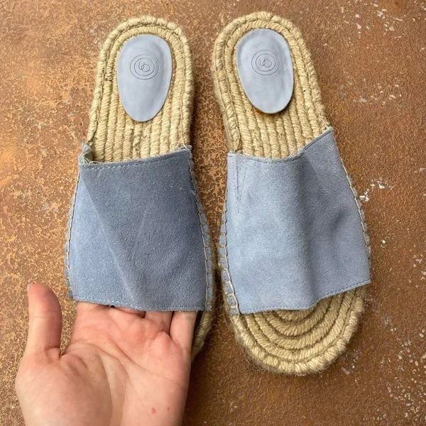 Urban Outfitters Mimi Suede Espadrille Sandals in blue size 8 / worn once - Image 2