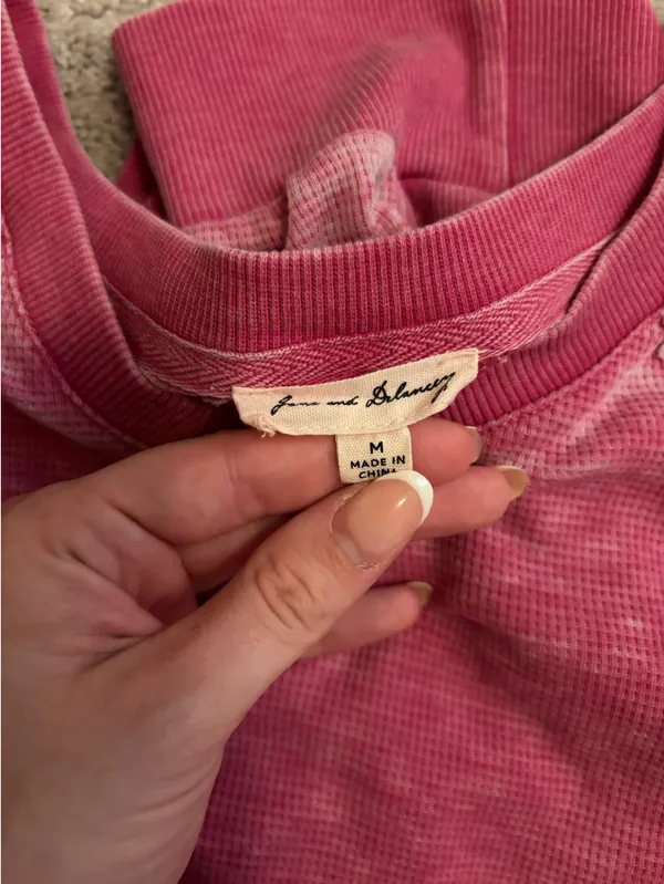 Francesca's Long Sleeve  - Image 3