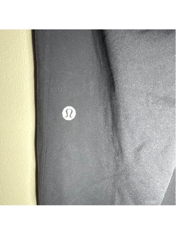 Lululemon Jogger Pants Black Size XL 32” inseam - Image 3