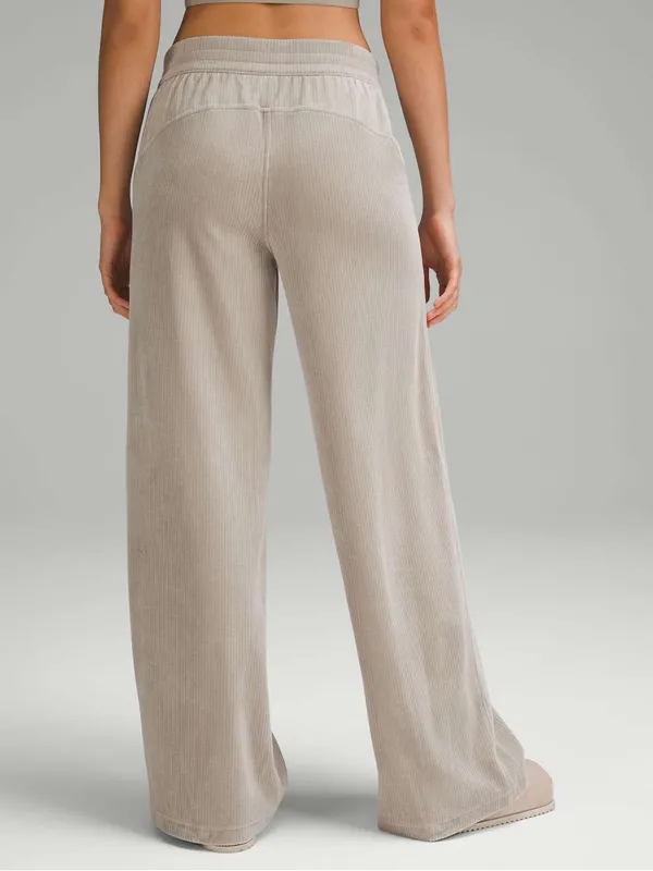 Lululemon Scuba Mid-Rise Wide-Leg Pant Velvet Cord Riverstone Size 2 - Image 4