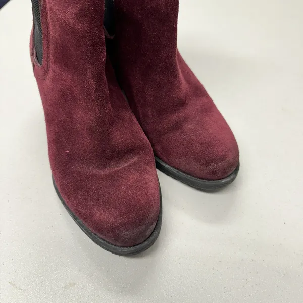 Sam Edelman Chunky Heel Chelsea Boots Suede Red Block Heeled Ankle 5.5 Classic - Image 3