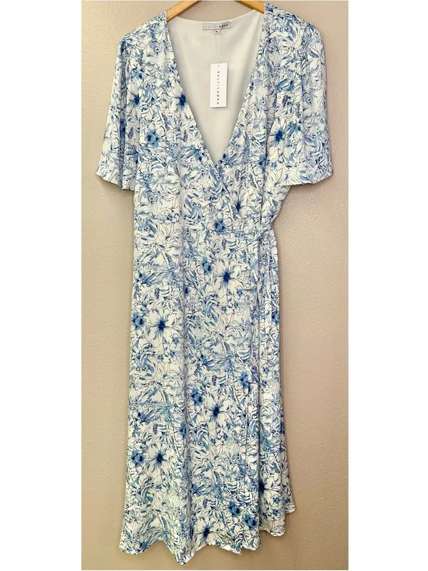 NWT Baltic Born Amelie Midi Wrap Dress Floral Blue and White Print Flowy - Image 10