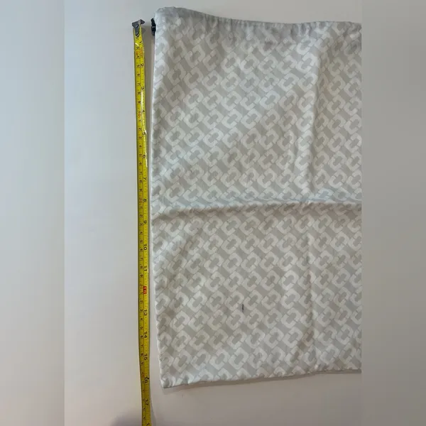Diane Von Furstenberg White and Gray Patterned‎ Dust Bag Size 16.5”x15” - Image 4