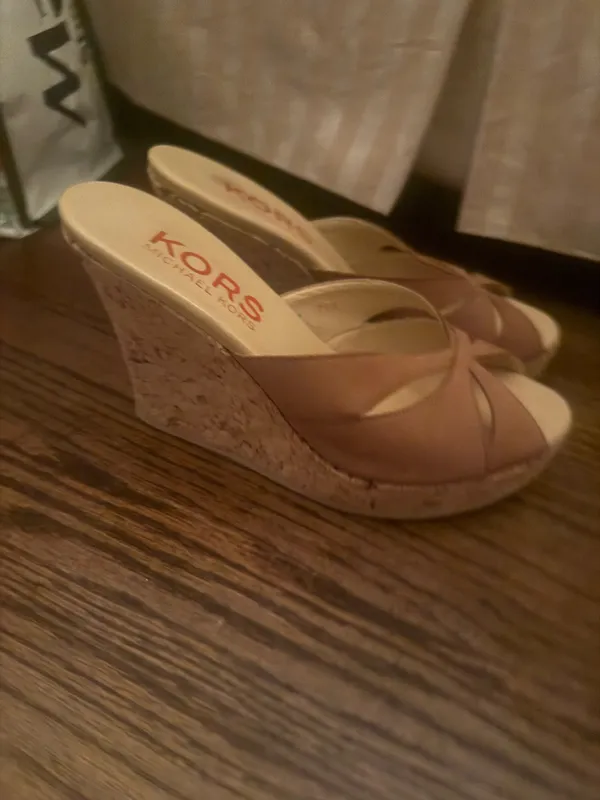 Michael Kors heels - Image 2