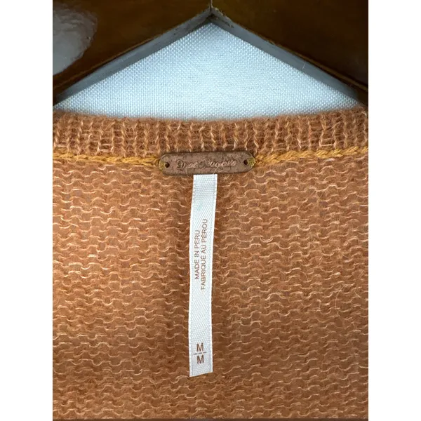 Women’s Free People Medium Tera-Cotta V-Neck Sweater - Image 4