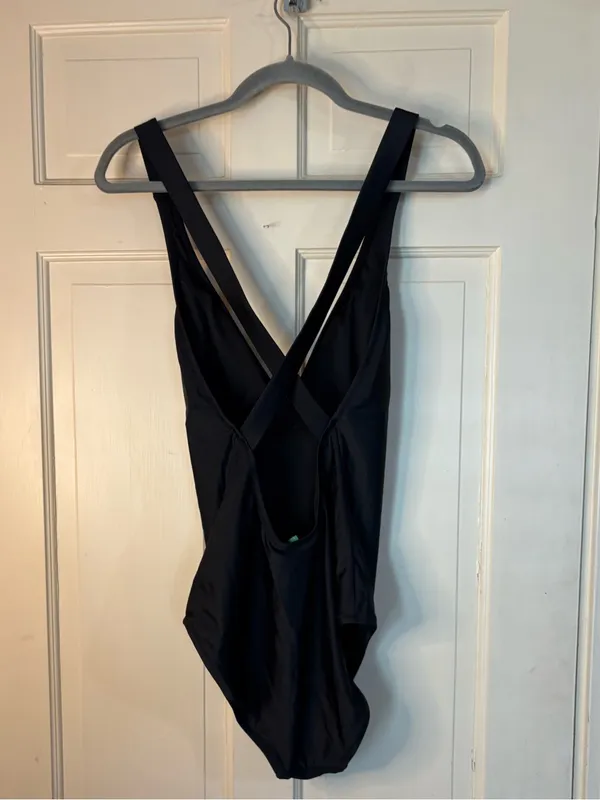J Crew size 4 High Support Cross Back One Piece Swimsuit Deep V-neck black NWT - Image 6