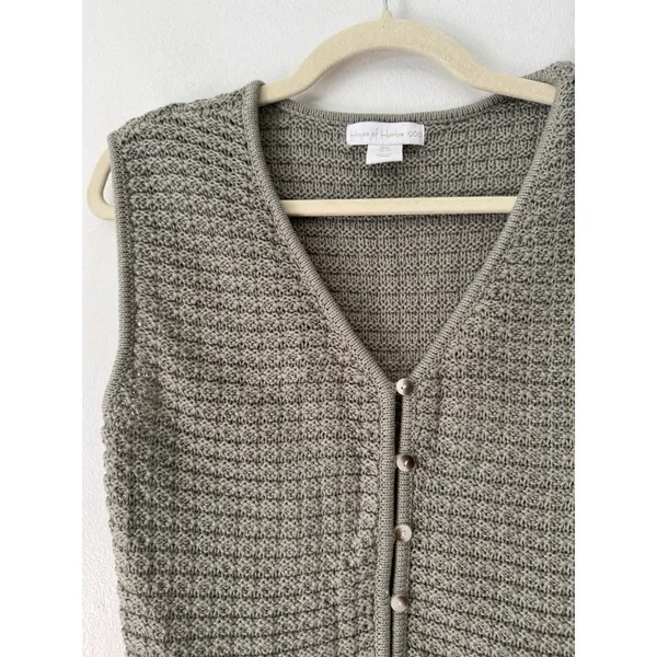 House Of Harlow 1960 Sage Green Crochet Knit Button Front Sweater Vest Small - Image 3