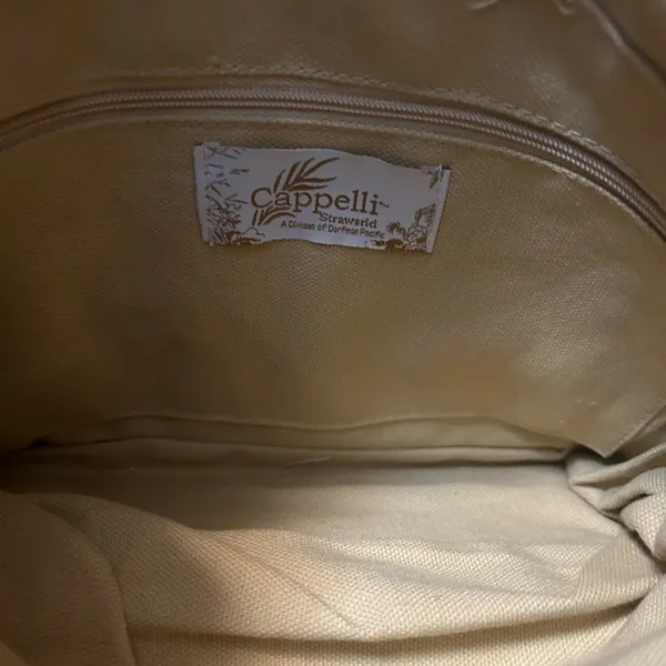 Capelli of New York Beige Crochet Shoulder Bag - Image 4