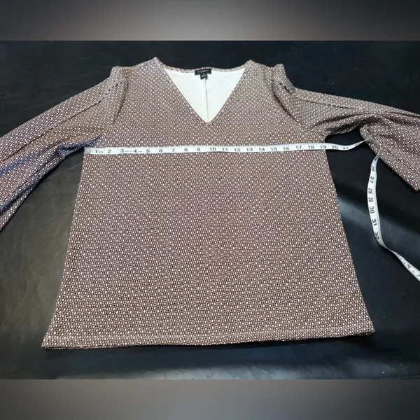 Ann Taylor Womens Blouse Brown Stretch Geometric Long Split Hem Sleeve Top M - Image 7
