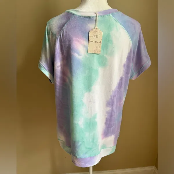 Hem & Thread NWT Lightweight Tie Dye Short Sleeve Sweatshirt - Image 4